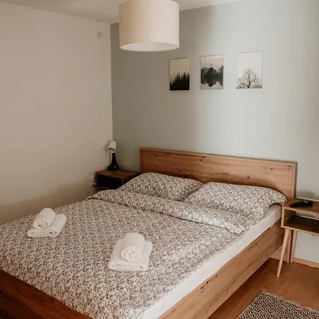 Vikendica Castanea Banja Zdrelo