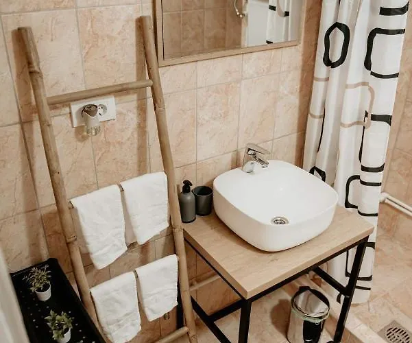 Vikendica Castanea Banja Zdrelo * פטרובאץ נה מלאבי