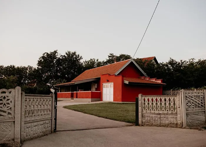 Vikendica Castanea Banja Zdrelo פטרובאץ נה מלאבי